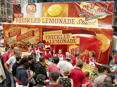 Red Robin Cools Off Times Square Visitors With 'Freckled Lemonade Stand' 